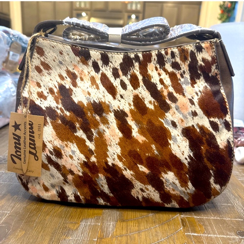 Brand new gorgeous Tony Llama handbag